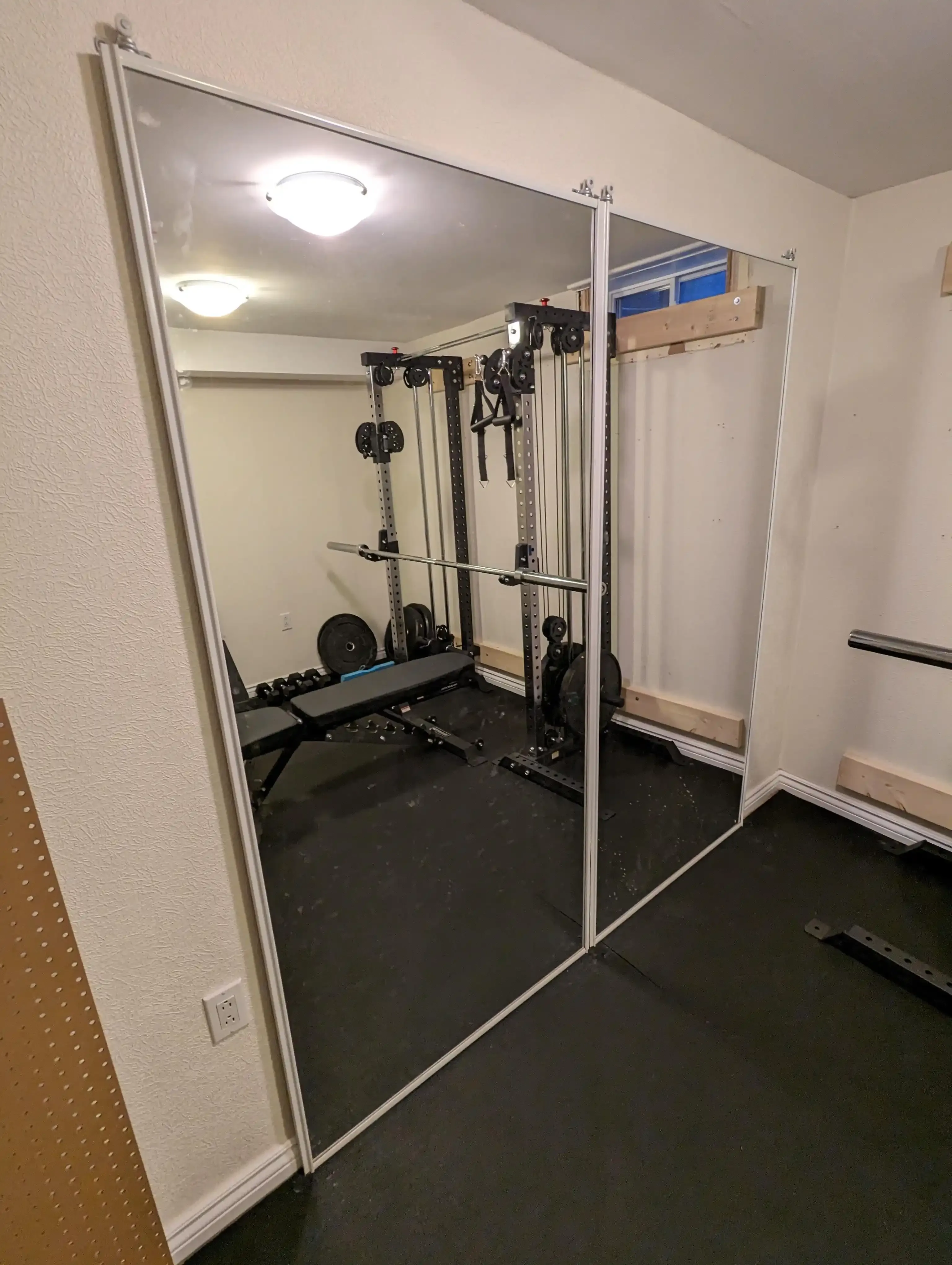 Making an 8x10 Home Gym Work
